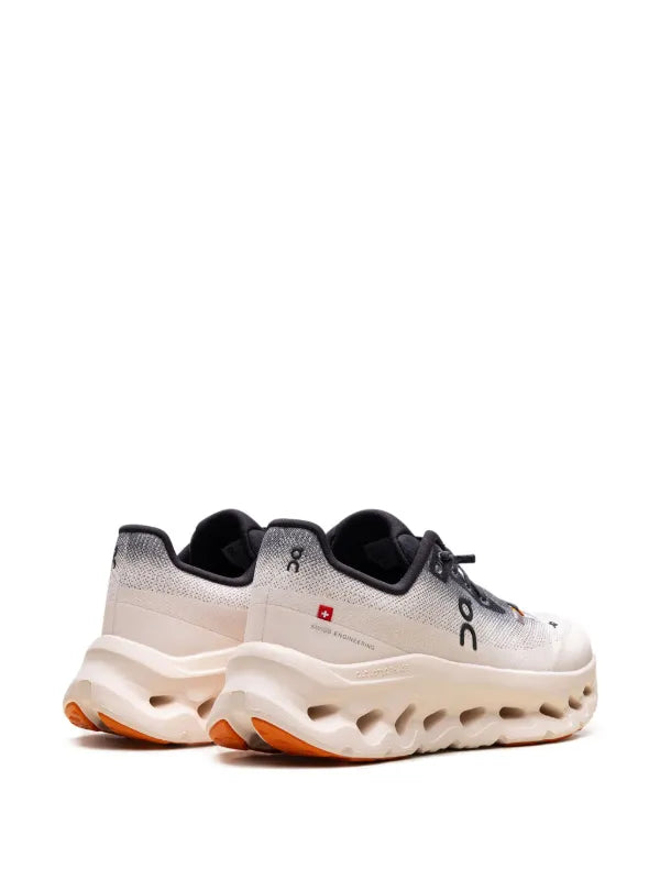 On Clouldtilt Mujer